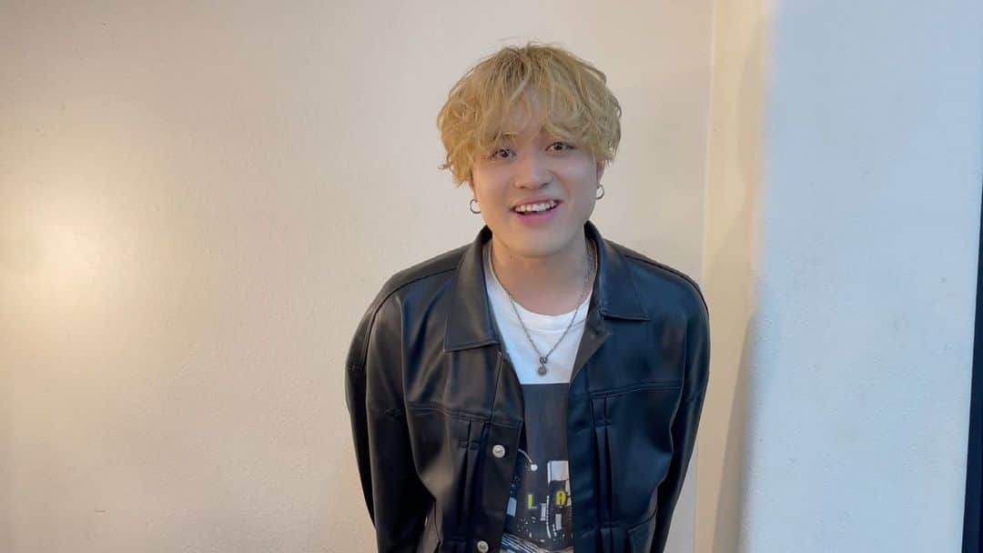 吉田広大のインスタグラム：「KODAI YOSHIDA  LIVE TOUR 2021 -Flash-  ツアーファイナル8公演目！ "福岡Drum Be-1" 皆さんのおかげで無事にツアー完走することができました👏 本当にありがとうございました🙇‍♂️  次は11月21日(日) 「ARTIST TRY FESTIVAL2021」 お待ちしてます🔥🔥  #flash #tour2021」