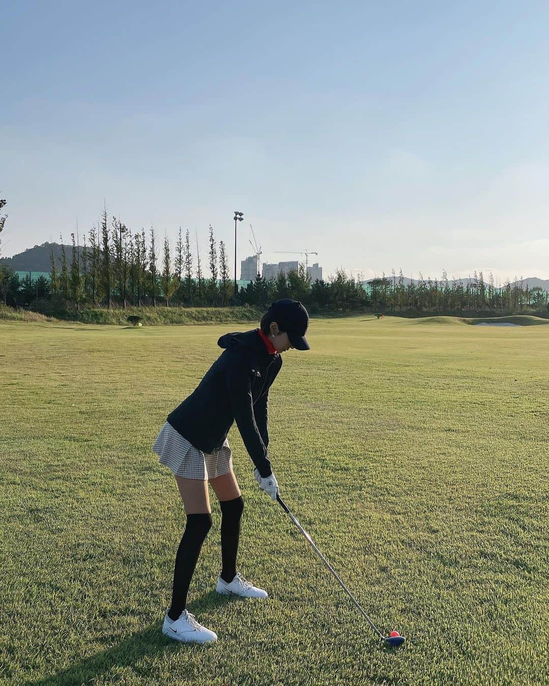 コ・ジュニさんのインスタグラム写真 - (コ・ジュニInstagram)「또 요즘 🏌🏻‍♀️ 🐥🦋🐥🦋 그리고 항상 함께하는 수지 🤱🏻 @2___susie (사진찍을때만 마스크 뺐어요 ❣️)」11月7日 21時42分 - gojoonhee