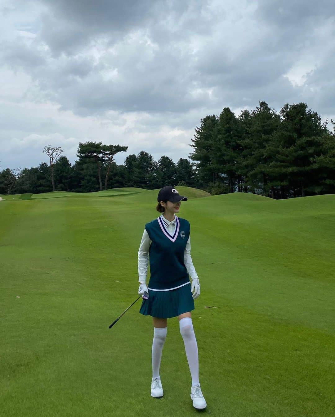 コ・ジュニさんのインスタグラム写真 - (コ・ジュニInstagram)「또 요즘 🏌🏻‍♀️ 🐥🦋🐥🦋 그리고 항상 함께하는 수지 🤱🏻 @2___susie (사진찍을때만 마스크 뺐어요 ❣️)」11月7日 21時42分 - gojoonhee