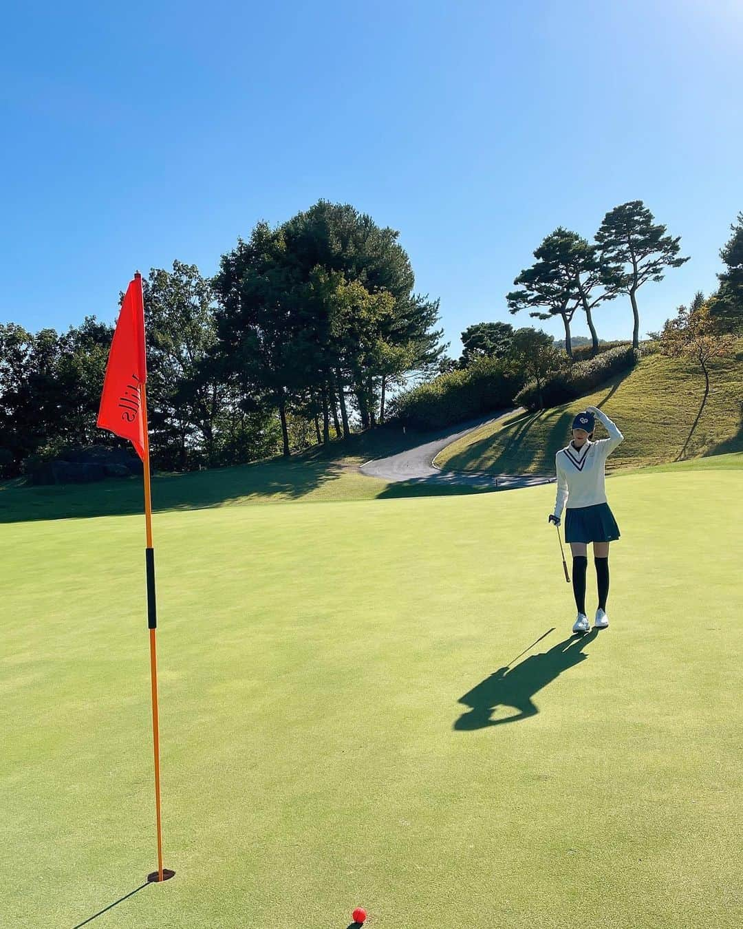 コ・ジュニさんのインスタグラム写真 - (コ・ジュニInstagram)「또 요즘 🏌🏻‍♀️ 🐥🦋🐥🦋 그리고 항상 함께하는 수지 🤱🏻 @2___susie (사진찍을때만 마스크 뺐어요 ❣️)」11月7日 21時42分 - gojoonhee