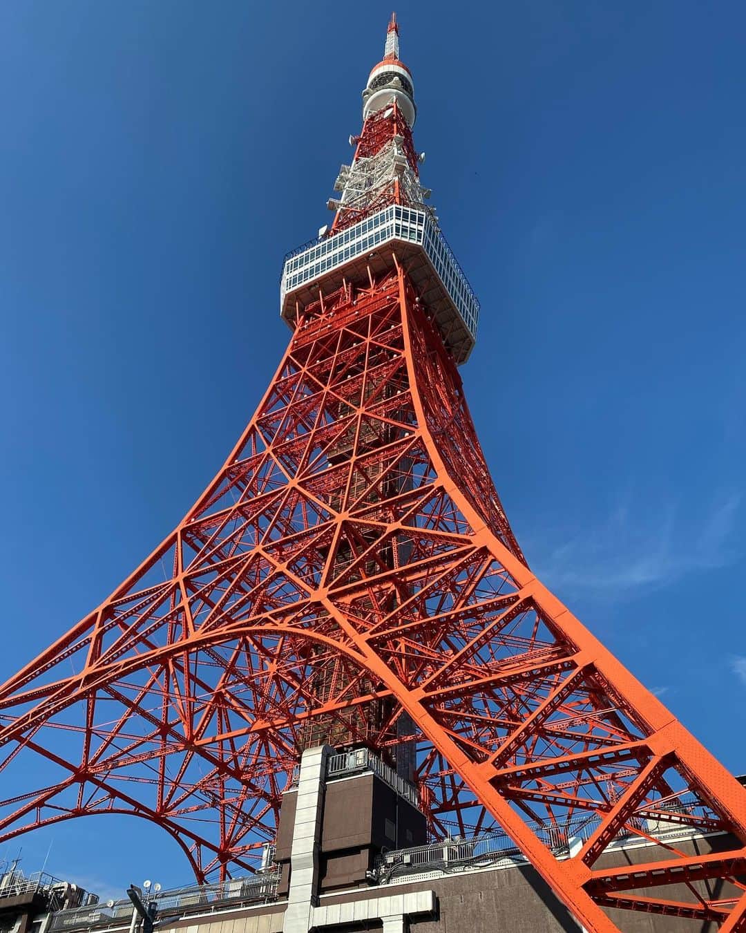 井口裕香さんのインスタグラム写真 - (井口裕香Instagram)「🗼 東京タワー！かっこＥ！ 先日のお仕事が東京タワーの近くでした。 つぎはじぶんの車で来てみたい！！ ドライブーやーオラーー！！！気合い🔥 #こわＥ🚙💨」11月7日 22時04分 - ooo31_iguchiyuka_31ooo