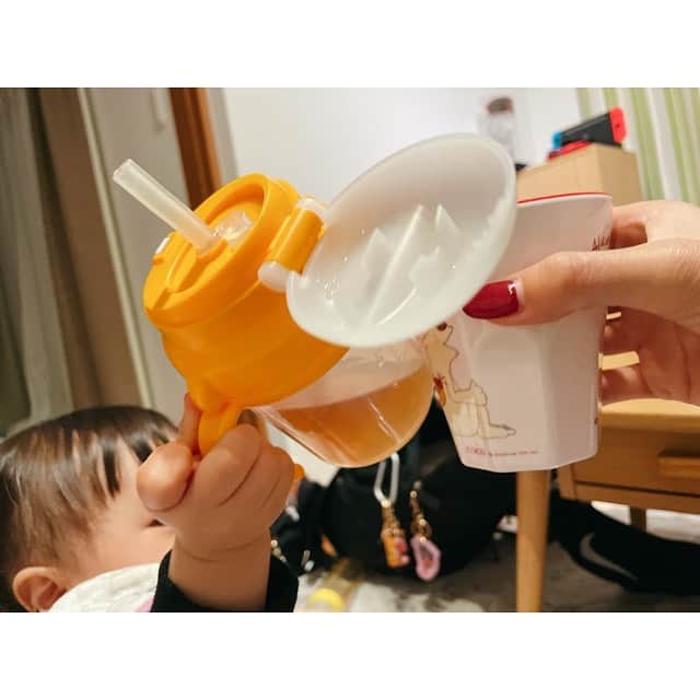 前田彩里のインスタグラム：「.  30歳になりました。 覚えたての乾杯を 何十回もしてくれました🥂 ありがとね🤣💓  #エンドレス乾杯 #お茶飲むタイミングない #30代突入 #早く復帰できるように頑張ります」