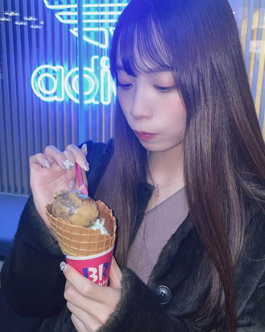 宇佐美幸乃さんのインスタグラム写真 - (宇佐美幸乃Instagram)「ice cream...🍨  #31 #icecream #instagood #instlike #instamood #instapic #picture #selfie #luce #idol #fff #followｍe #アイドル　#渋谷　#サーティーワン #japanesegirl #japan #shibuya」11月8日 0時57分 - usami_yukino