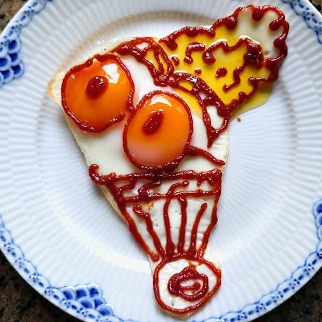 大地真央さんのインスタグラム写真 - (大地真央Instagram)「新作の 🥚目玉焼きオリジナルアート🎨10連続‼️ 🍳🍳🍳🍳🍳🍳🍳🍳🍳🍳  ・制限時間付き大サービスのソフトクリームがのったパフェ🍦食べて食べて！ ・ゾウの女の子の初恋🐘🎀❤️ ・あんこたっぷりのたい焼き🌰入り ・この帽子どう？え？えー寝てないよウットリしてるの…(๑˃̵ᴗ˂̵) ・ささやかなクリスマスツリー🎄にプレゼントが1つ🎁❤️ ・フライング中の天然パーマのフクロモモンガ！きゃーぶつかるぅ〜〜〜 ・水溜りで滑って転んじゃったよ〜🐤（ペカソ） ・イヤリングとリボンでおしゃれしてデートなの💕 ・サイ🦏の手の肉球（ペカソ） ・優しいクジラ🐳とコバンザメ🦈は今日も仲良し  　　　🥚MAO PECASSO DAICHI🥚 　　🍳目玉焼きオリジナルアート展🍳  11月6日（土）より　11月30日（火）まで 東京・銀座ロフト4階のキッチンカウンターにて開催  #目玉焼きオリジナルアート 🍳 #朝食 #目玉焼き 🍳 #ケチャップ🍅 #亜麻仁オイル #卵 🥚 #イセ食品 🐣 #笑おう#免疫力アップ #MAOPECASSODAICHI #目玉焼きオリジナルアート展 #銀座ロフト 4階 #11月6日 から#11月30日 まで #大地真央 #MAODAICHI @maodaichi_official_goods @medamayakiart」11月4日 12時32分 - daichimao_official