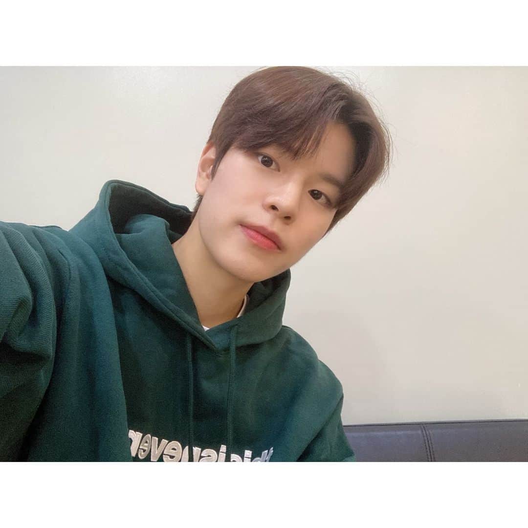 Stray Kidsさんのインスタグラム写真 - (Stray KidsInstagram)「🍂🍂🍂  #승스타그램」11月5日 0時25分 - realstraykids