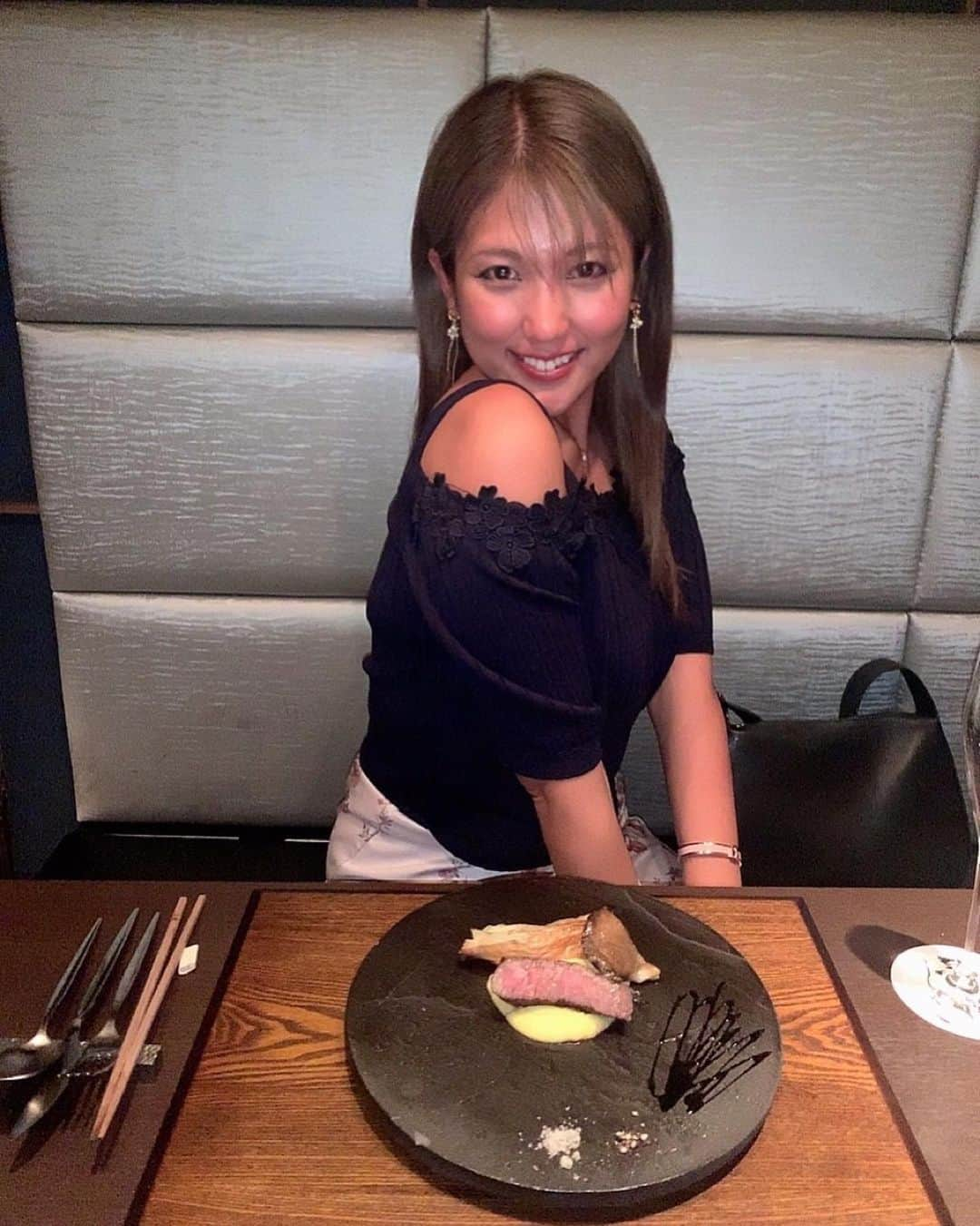 神谷麻美さんのインスタグラム写真 - (神谷麻美Instagram)「#和牛割烹 #離宮 コース食べたよ💖🐃💖✨ 全部とても美味しかったです🥰💖💖✨   #しゃぶしゃぶ のお肉柔らかすぎ☺️💖💘  #フィナンシェ 美味しすぎたぁ🧁💘   #とびうし離宮 🌈  #割烹 #飯田橋グルメ  #神楽坂グルメ」11月4日 23時44分 - asamice428