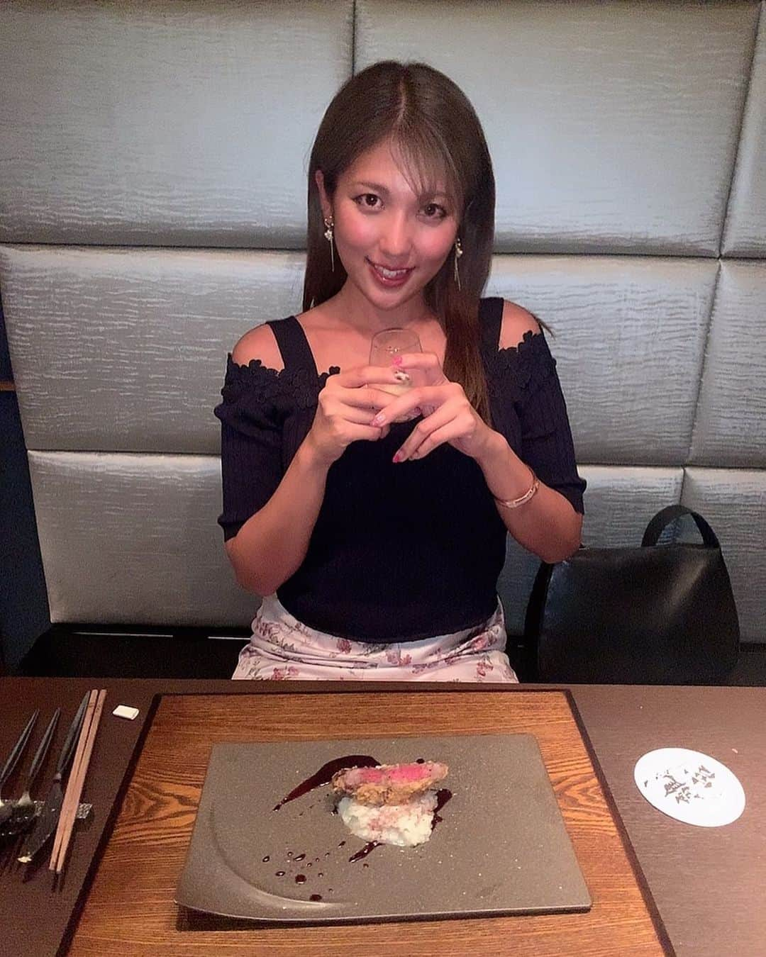 神谷麻美さんのインスタグラム写真 - (神谷麻美Instagram)「#和牛割烹 #離宮 コース食べたよ💖🐃💖✨ 全部とても美味しかったです🥰💖💖✨   #しゃぶしゃぶ のお肉柔らかすぎ☺️💖💘  #フィナンシェ 美味しすぎたぁ🧁💘   #とびうし離宮 🌈  #割烹 #飯田橋グルメ  #神楽坂グルメ」11月4日 23時44分 - asamice428