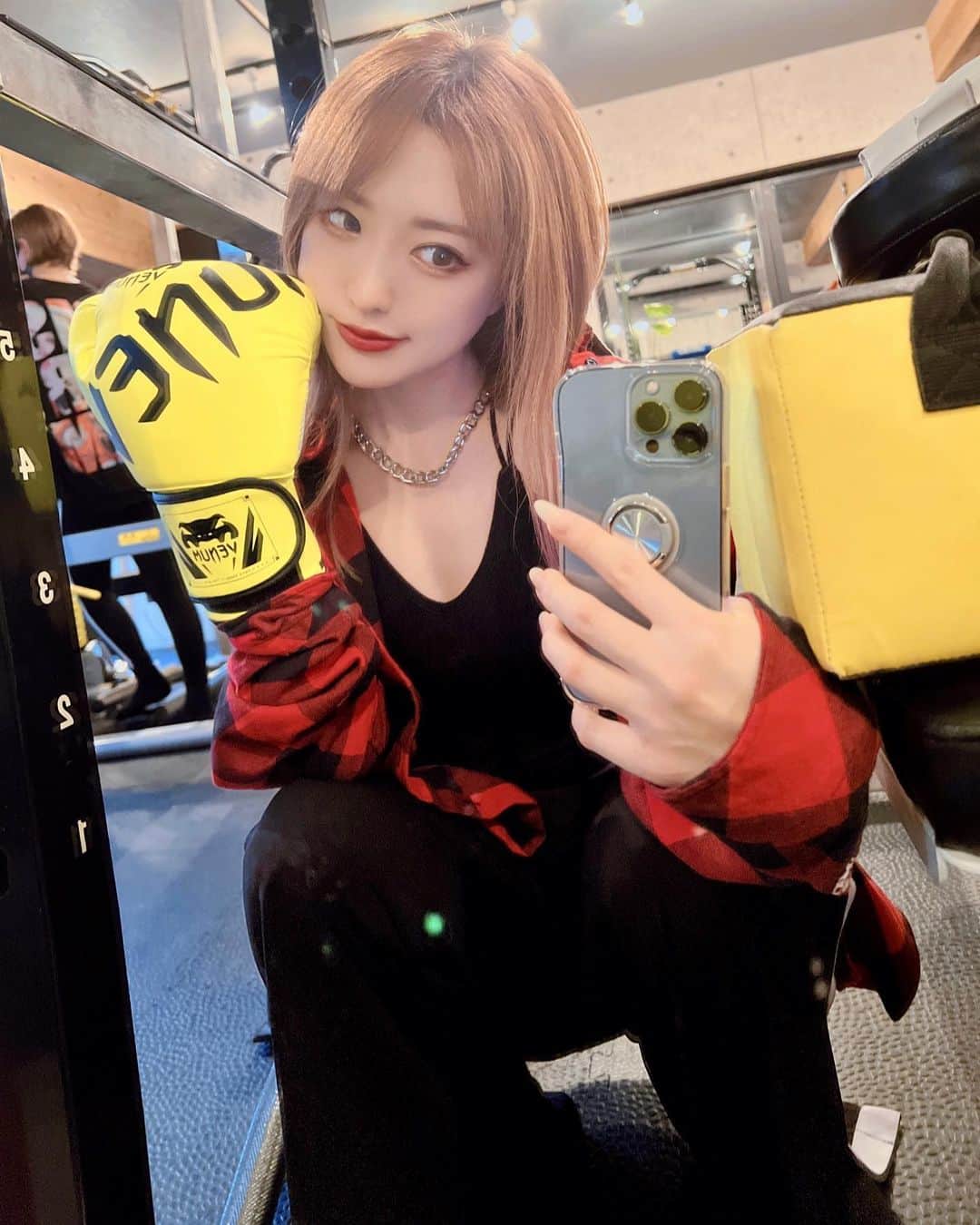 おりささんのインスタグラム写真 - (おりさInstagram)「・ 虎ノ門にある焼肉屋さん #山水縁 で夜ご飯💓 @sansuien_toranomon ・ 全部美味しいんだけど 特にオススメなのは #厚切りネギ包みタン 💓 ・ ・ キックボクシングした後 お腹ペコペコで たくさん食べちゃった🐷  ・ ・ ・ ・ #food#foodpic#dinner#yakiniku#tokyo#toranomon #東京#虎ノ門#東京グルメ#虎ノ門ディナー #夜ご飯#肉スタグラム#焼肉女子#港区焼肉#厚切り生タン塩ネギ包み焼き #焼肉 #牛タン #タン塩 #ネギタン塩#キックボクシング#グルメ女子 #グルメ旅」11月4日 19時11分 - orisa_0510