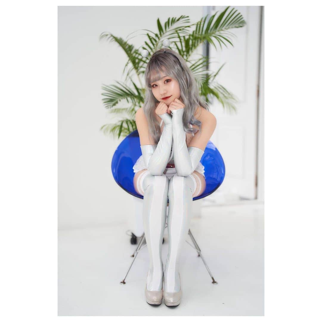 有栖未桜さんのインスタグラム写真 - (有栖未桜Instagram)「👽🛸💗 ▷▶︎スワイプしてね . .  #エイリアン  #ハロウィンコスプレ #japanesegirl #instapic #instagirl  #インフルエンサー #猫顔女子 #ショートカッ党 #レースクイーン #rq #グラビア #グラビアアイドル #コスプレイヤー #ポートレートモデル #有栖未桜 #みおるー沼 #followｍe」11月4日 20時40分 - miiion_official