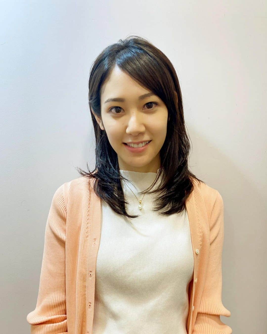 阿部純子さんのインスタグラム写真 - (阿部純子Instagram)「🍁  はじめてのパーマ&すこし染めから、 もとの私の髪型へ戻りました！」11月4日 21時04分 - junkoabe_official