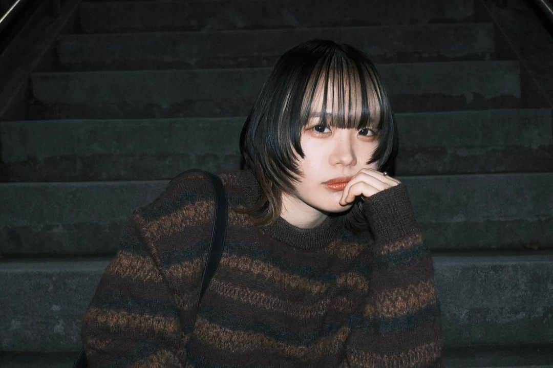 のインスタグラム：「人生初めてのハイトーン 似合うって思ってもらえるといいな、ドキドキ  色見せたかったから無加工だよ  ショウヨウさん　@k.e.y_shoyo」