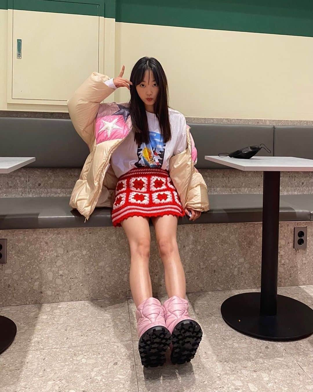 イ・ユミさんのインスタグラム写真 - (イ・ユミInstagram)「#광고 luv it #miumiu 💗」11月5日 9時10分 - leeyoum262