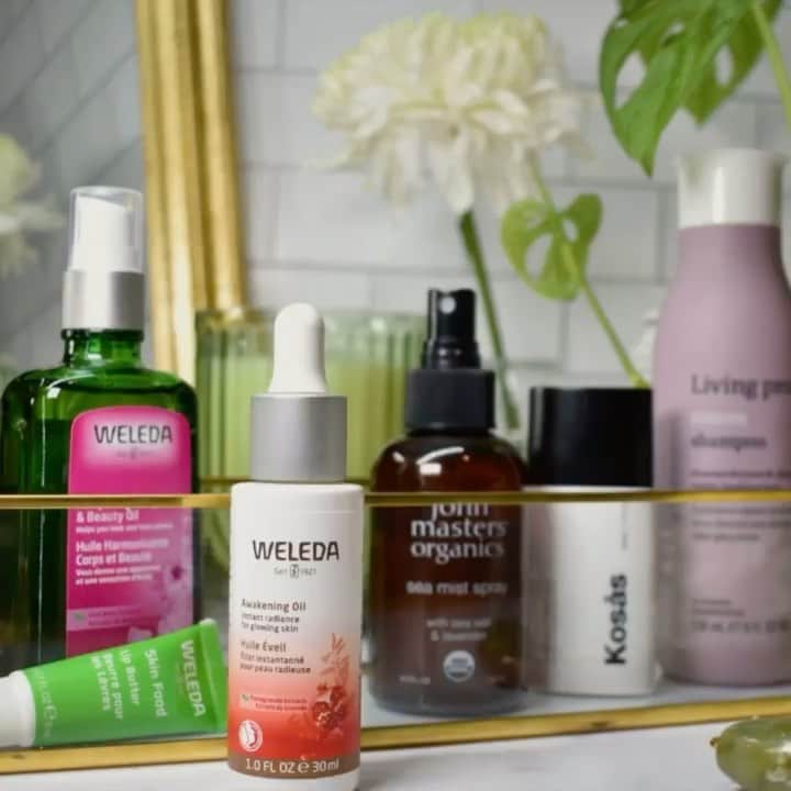 Weledaのインスタグラム：「Have you tried adding oils to your skincare routine yet? ✨ Our Pampering Body & Beauty Oil and Awakening Oil are great for sealing in moisture and keeping your body and face ultra-hydrated! Shop now on Weleda.com ! #WeledaSkin」