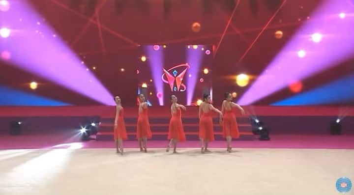 杉本早裕吏のインスタグラム：「・ 競技とは違う楽しさがあるGALA💃✨ 遅くまで残って見て下さった方々、ありがとうございました。 ・ ・ #世界新体操2021 #gala  #さよならは言わない」