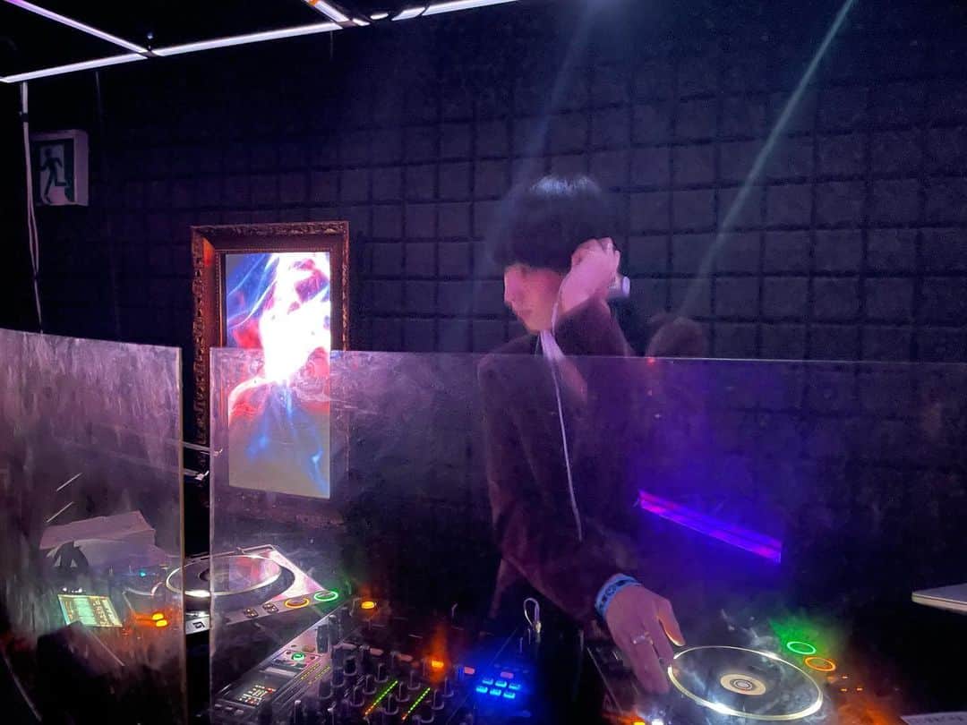 浅井小次郎さんのインスタグラム写真 - (浅井小次郎Instagram)「WARP DJ  #浅井小次郎」11月5日 14時58分 - ko_ins_ji
