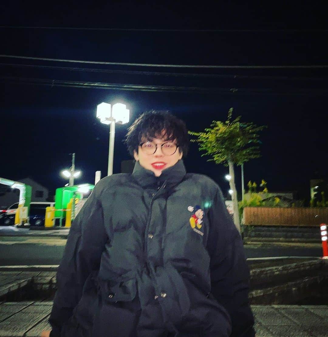 だいきのインスタグラム：「ダウンジャケットの季節。」