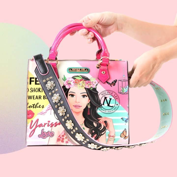 ニコールリーのインスタグラム：「✨HAYDEE BAG STRAP✨ Elevate your favorite bag by swapping out the strap with our embellished statement Haydee strap!👜😍💕 Tap the photos to see prices! Visit our official website nicoleleeonline.com/collections/new-arrivals to shop our new collection! (Link in bio)  #nicoleleeusa #nicolelee #nicoleleeespana #NLLOOK #lovemehatemeNL #handbag #fashion #potd #ootd #instafashion #outfitoftheday #fallwinter21 #wallet #newarrivals」