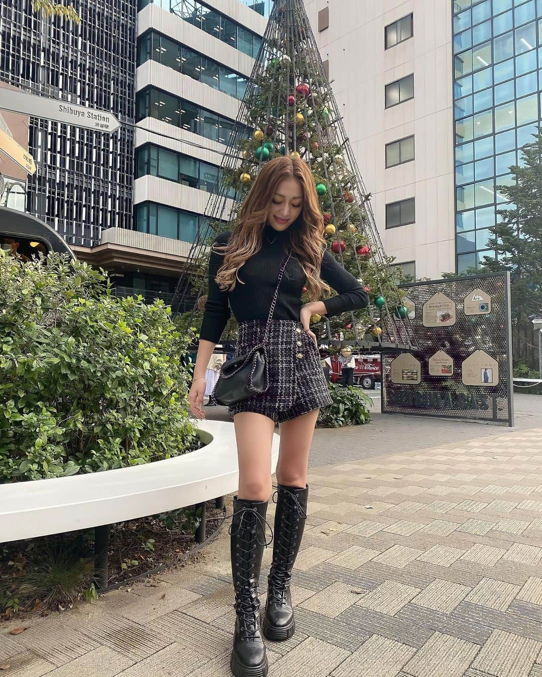 高澤凪さんのインスタグラム写真 - (高澤凪Instagram)「街がもうクリスマスになってた〜🎄 寒いの嫌いだけど冬のイベントはダイスキ❣️❣️  コーデタグ付けみてね🔖✓ #ciel」11月5日 19時33分 - naaagi.t