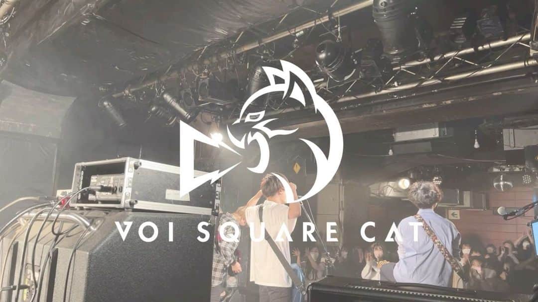 VOI SQUARE CATのインスタグラム：「2021.11.01 大阪 福島 LIVE SQUARE 2nd LINE  DJライブキッズあるある中の人presents. 「ライブ行きたい」  3人体制でのライブ1発目。  今回はサポートギタリスト "たくみ" (ex.アテレモ / 現作家"スズ") を迎えての出演となりました。  ご来場頂き誠にありがとうございました!!👏  今回も出番直前からステージ入りまでの様子をお見せします🎥  ＿＿＿＿＿＿＿＿＿＿＿＿＿  ▼LIVE SCHEDULE▼ - 2021.11 -  ・11/13 柏「Selling Climax」 ・11/17 大阪 福島 2nd LINE  ≫無料レセプションワンマン ・11/21 下北沢「DIE ON ROCK FES」 ・11/25 吉祥寺 Planet K  ≫無料レセプションワンマン  各公演詳細・チケット購入リンクは、 オフィシャルウェブサイト 又はTwitterへ📱  #ぼいすく #VOISQUARECAT」