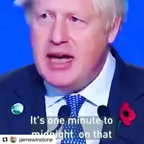 レナ・ヘディのインスタグラム：「HOW MANY TIMES DO WE HEAR THIS AND SEE NO FKIN CHANGE  C’mon you clowns, pull up yer draws and put your flesh into ACTION …  #handtheworldtogreta #gretathunbergforpresident」