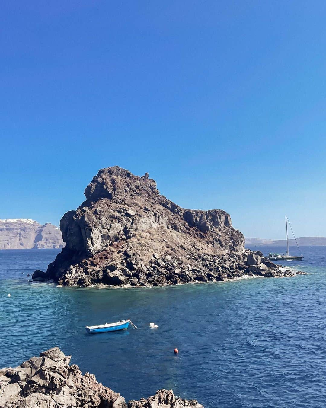 Cindy Pradoさんのインスタグラム写真 - (Cindy PradoInstagram)「Wearing @fashionnova at one of my favorite places on Earth, Ammoudi Bay 🇬🇷 fashionnovapartner」11月6日 2時28分 - cindyprado