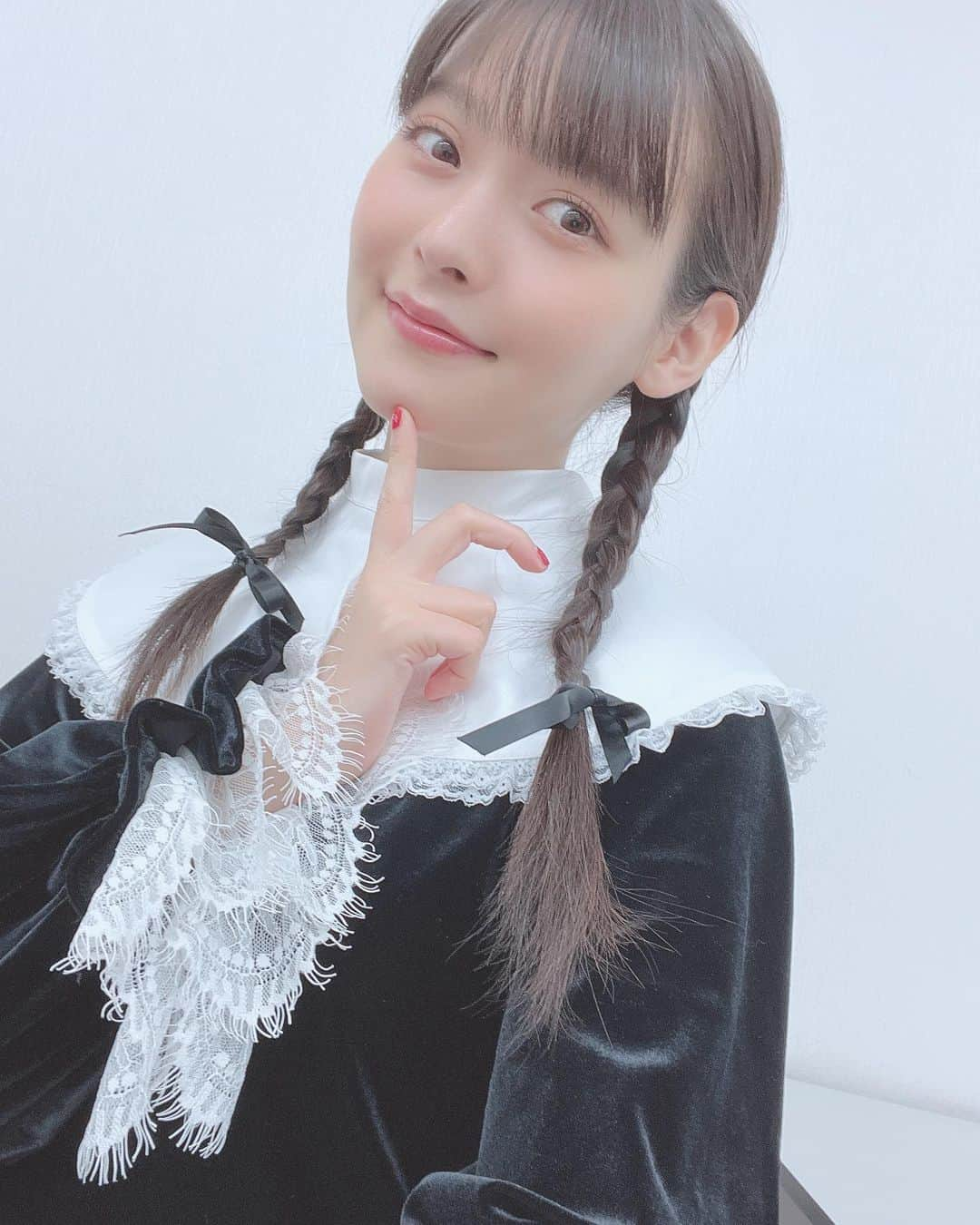 上坂すみれさんのインスタグラム写真 - (上坂すみれInstagram)「本日は撮影であります いいお天気⌒°( ´∀`)°⌒  #上坂すみれ」11月6日 12時22分 - uesaka_sumire