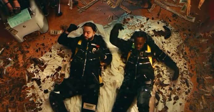 のインスタグラム：「PANICKING VIDEO 🚀 OUT NOW  @fivioforeign_8fs」