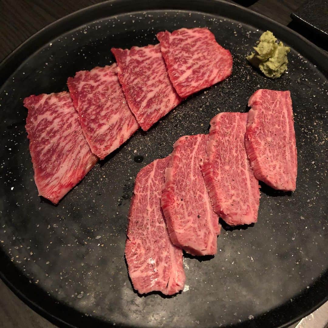 千秋さんのインスタグラム写真 - (千秋Instagram)「最近天気が良くて気持ちいい☀️  またいつ出掛けられなくなるかわからないから、今のうちに応援したいお店でごはんを食べるようにしています。 どのお店も万全の対策をしてくれていて、安心して過ごせるように思います。  #千秋焼肉 #55tokyo #恵比寿」11月6日 12時14分 - chiaki77777