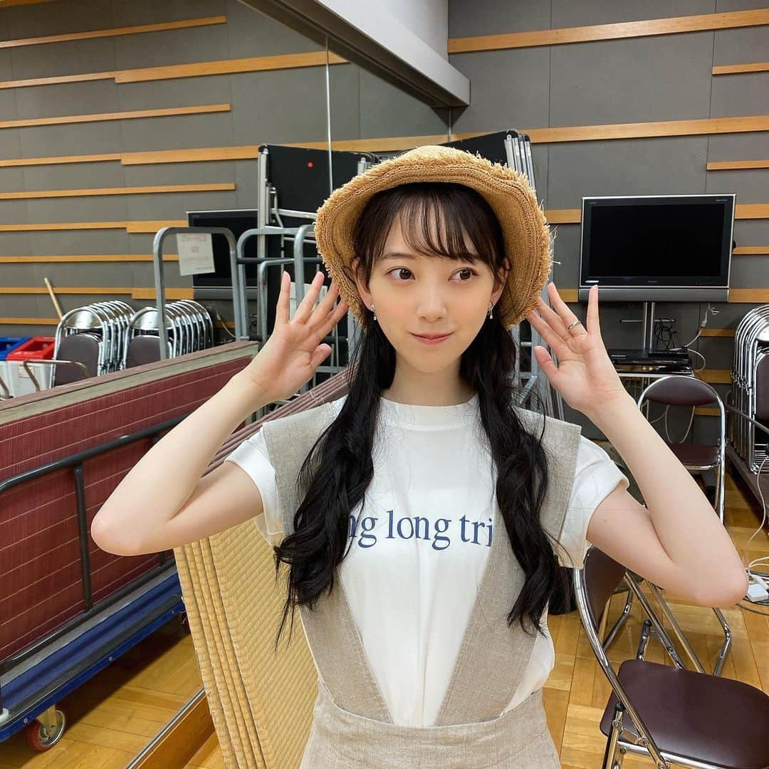 堀未央奈さんのインスタグラム写真 - (堀未央奈Instagram)「👒  数年後設定の、 子供がいる母親役も 初めてでした！ドキドキ  変化をつけるために この時だけウィッグつけました☺︎ ロング〜☺︎  #世にも奇妙な物語」11月6日 23時18分 - horimiona_official