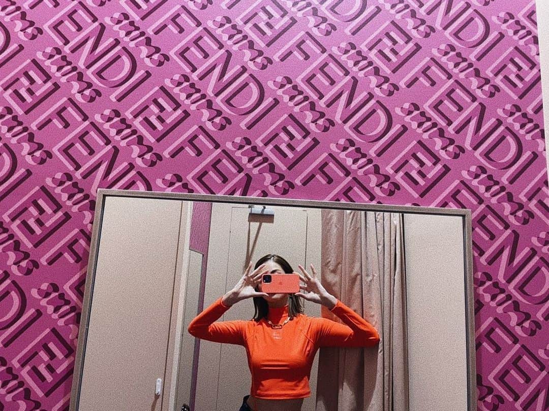 楓さんのインスタグラム写真 - (楓Instagram)「FENDI×SKIMS 更衣室も可愛かった💕」11月6日 18時05分 - kaede_