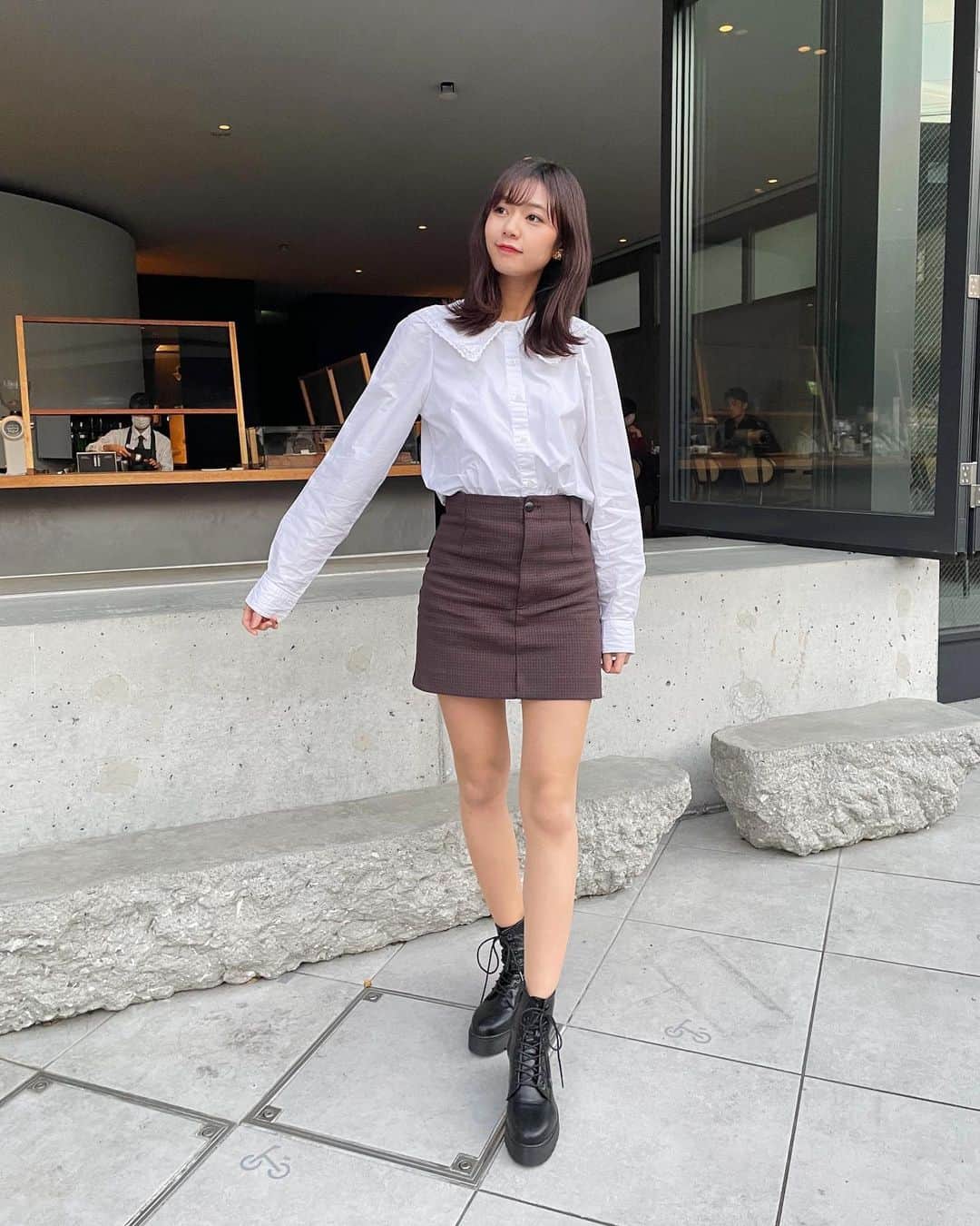 杉浦みずきのインスタグラム：「. ZARAコーデ❤︎  一時期寒すぎてミニスカ一回も履けないと思ったけどあったかくなってよかった😚  ・ #ootd #zara #zaraコーデ #私服 #秋服 #秋服コーデ」