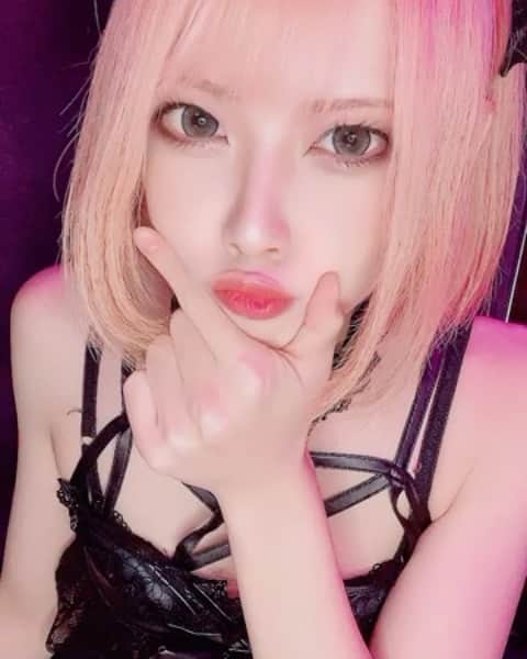 ぽにょ皇子のインスタグラム：「ぷにぷに😈😈😈」