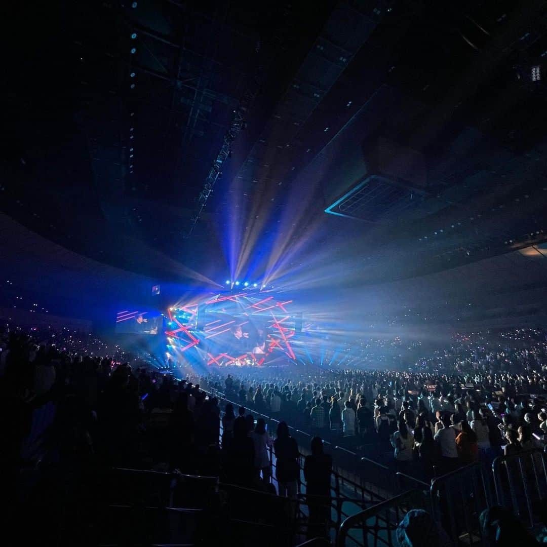 大野雄大さんのインスタグラム写真 - (大野雄大Instagram)「バズリズム LIVE2021 in横浜アリーナ！！  応援して下さった方々、 スタッフの方々、 バンドメンバーさん、  とにかく楽しい時間をありがとうございました！！☺️❗️❗️  今年は夏フェスも出来るといいな✨😌」11月6日 20時46分 - da_ice_udai