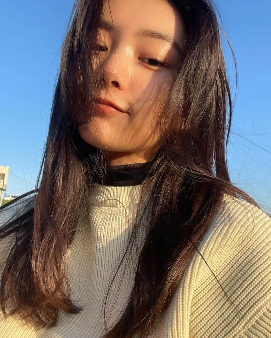 のインスタグラム：「😪」