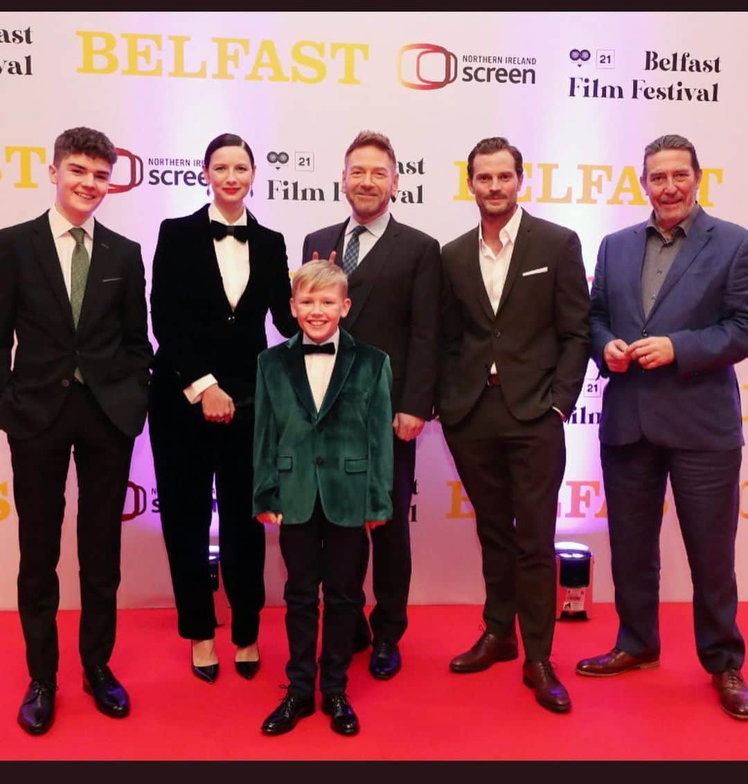 カトリナ･バルフさんのインスタグラム写真 - (カトリナ･バルフInstagram)「What a week for @belfastmovie … firstly thank you @bifa_film for the wonderful recognition for our cast and crew … 11 noms!!! And then bringing Belfast home. An incredible night in Belfast… so emotional, so fun …. Just so special. 💗」11月7日 0時35分 - caitrionabalfe