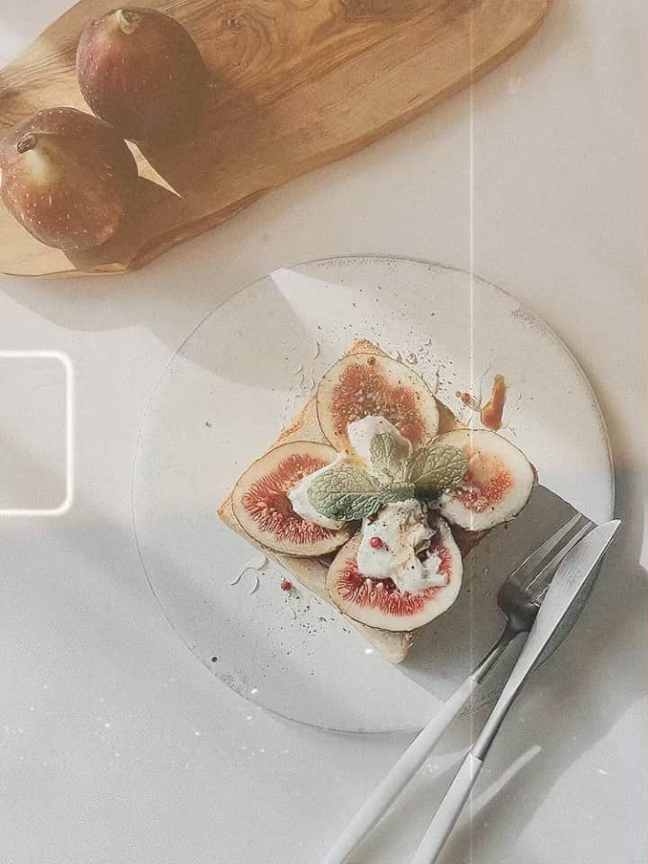 伊藤沙織のインスタグラム：「Hello beautiful Sunday!  white bread... @ginza_nishikawa」