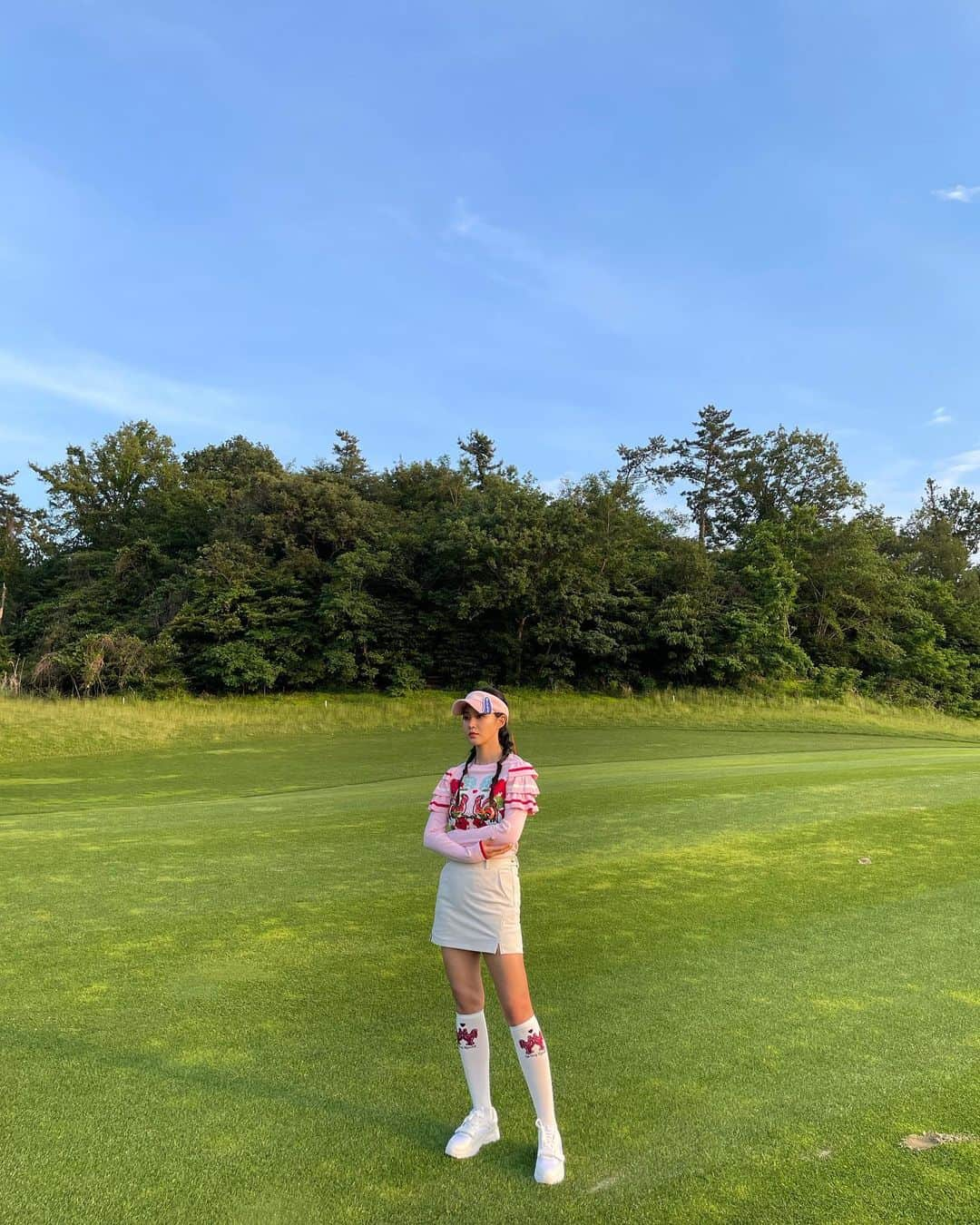 ユリ さんのインスタグラム写真 - (ユリ Instagram)「🏌🏻‍♀️⛳️♥️   @lecoqgolf_kr  #르꼬끄골프」11月7日 12時49分 - yulyulk