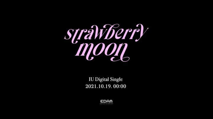 IUのインスタグラム：「커다란 #strawberrymoon 한 스쿱 🍓🌝 10.19 0:00」