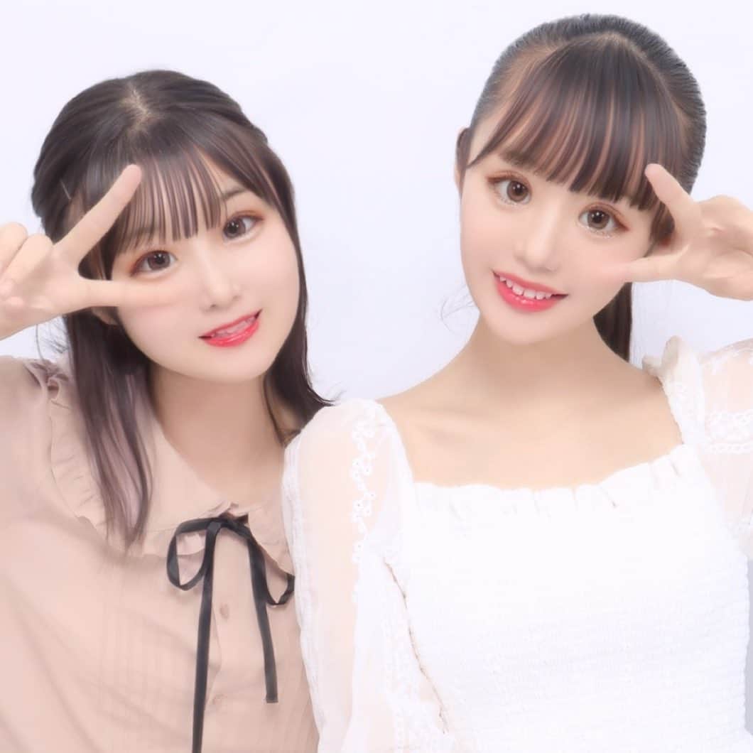 桃瀬ひよりのインスタグラム：「なーちゃんと📸💎 ・ ・ らぶ！！   #ぷりんと倶楽部  #プリクラ #きゅーななぱーせんと  #jcブランド  #jc3 #06 #名古屋 #大須 #アイドル #あいどる #OS☆K #おーえすけー #七瀬なな #なーちゃん #桃瀬ひより  #ひよりん #ななぴよ #followｍe  #like4like  #likes」
