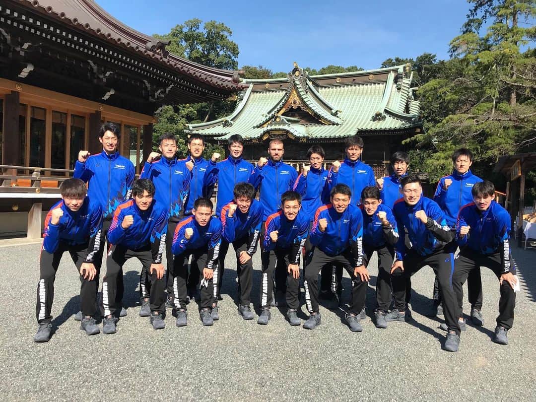 のインスタグラム：「2021/22シーズンが開幕します。 いつもよりも熱い青熱で、支えてくださるみなさんと今シーズン戦い抜きます！！ 応援よろしくお願いします！ #torayarrows  #vリーグ」