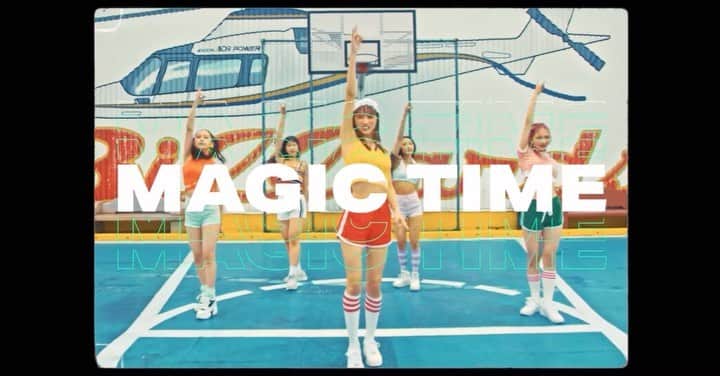 MAGICOURのインスタグラム：「Wanna Gonnaリリースして本日で1ヶ月が経ちました👏🏻 Wanna Gonnaがたくさんの人に届くように今後とも頑張っていきます!! 是非MAGICOURの応援よろしくお願い致します🙇🏻‍♀️  MAGICOUR @7melink  MICHU @mxx.____29  YUME @dorifarm_yume14  KIRARI @kiraran___12  RICO @ricopa_lu  KOKONA @kokoyogi_tan   #WannaGonna#ワナガナ#0914 #MAGICOUR#マジックアワー #7melink#ナナメリンク #magic#getcha#ourdays#wannagonna」