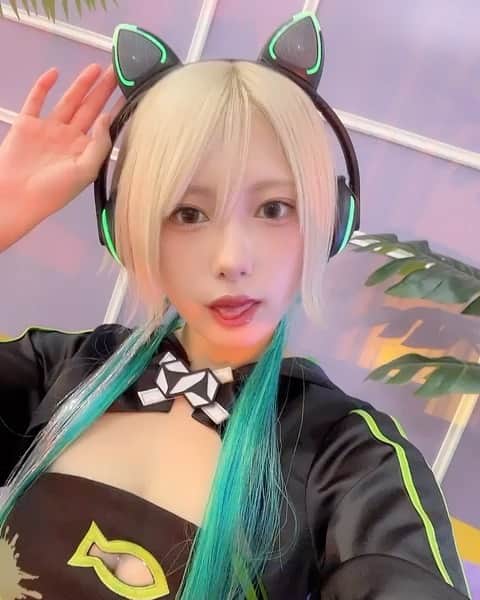 篠崎こころのインスタグラム：「🐾💚」