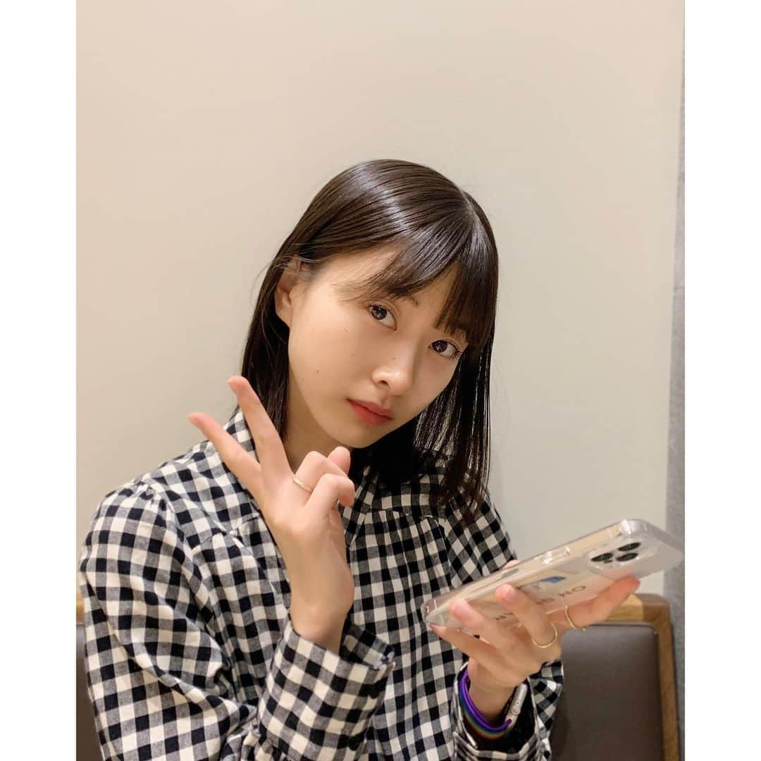 松岡はなさんのインスタグラム写真 - (松岡はなInstagram)「怒ってないよ🤨✌🏻？」10月15日 19時06分 - hana_matsuoka_