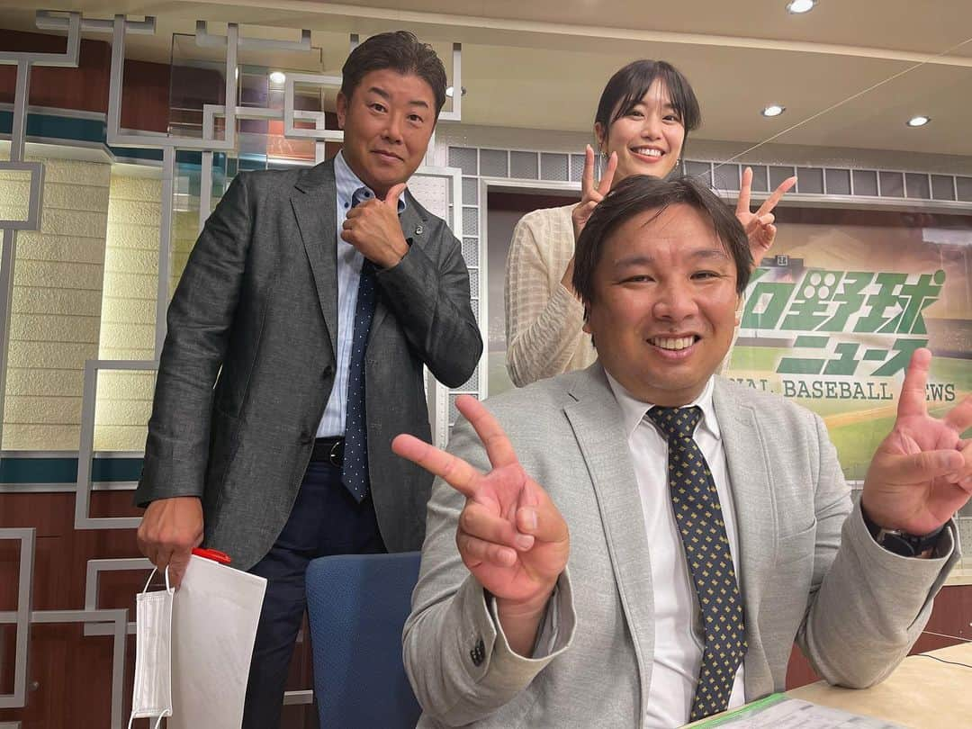 稲村亜美さんのインスタグラム写真 - (稲村亜美Instagram)「今夜も23時〜フジテレビONE プロ野球ニュース よろしくお願いします🙏✨ 今週はMC野村弘樹さん スタジオには平松政次さん お電話でデーブ大久保さんです！  先週はスタジオに里崎さんと賑やかにお届けしましたよ😊 パリーグセリーグ共にM点灯しています！ まだまだ目が離せません！！！  #プロ野球ニュース」10月15日 16時56分 - inamura_ami