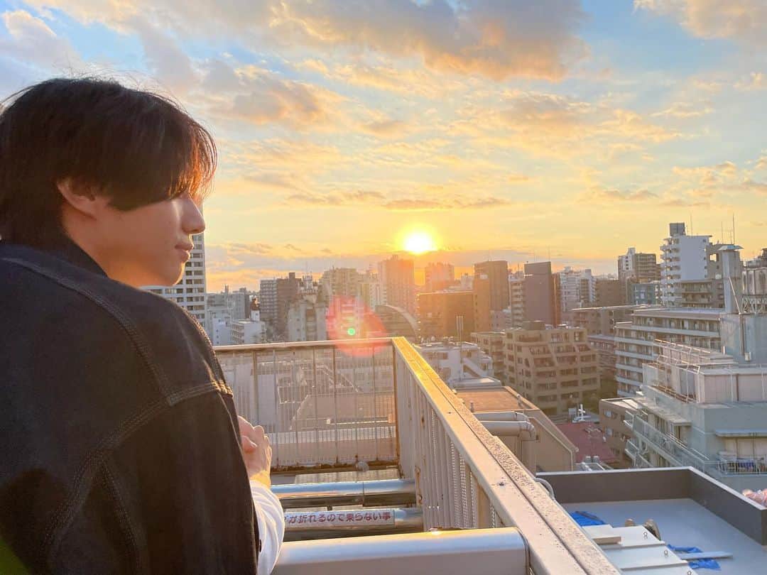 小坂涼太郎のインスタグラム：「☀️」