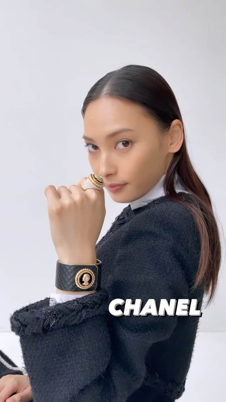 大政絢のインスタグラム：「precious10月号  @chanelofficial   ⌚️✨  #chanel #chanelwatch」