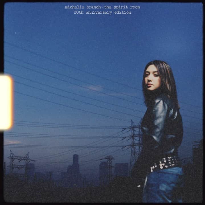 ミシェル・ブランチのインスタグラム：「Let’s cry in our bedrooms like it’s 2001 💃🕺 The Spirit Room (20th Anniversary Edition) is out now! 💙✨ Produced with @officerpatrickcarney Mixed by @alyssabonagura  And Mastered by @emilylazarlodge Link in bio ✌️」