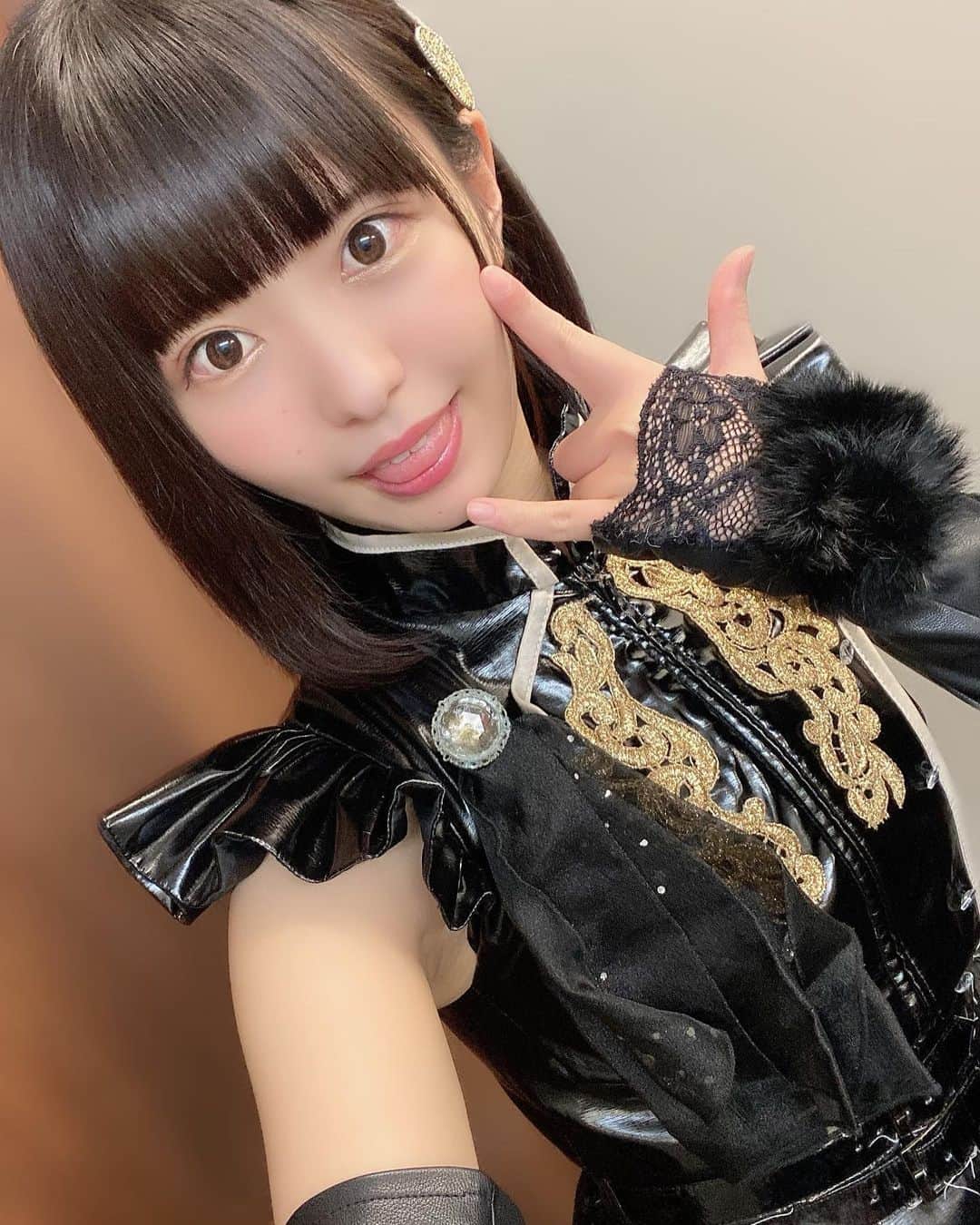 朝倉ゆりのインスタグラム：「10/16(土)17:45〜🌟 #エラバレシ ご新規さん来てね！公演 ＠横浜みなとみらいブロンテ 初めましての方も そうでない方も ご気軽にエラバレシのLIVEに 遊びに来てくれたら嬉しいです🎀 ボリューミーなセットリストです🎶 配信チケットもあります🎟 よろしくお願いします❤️ ． ．  #エラバレシはじめました #アイドル #cute  #model #idol #gravure #그라비아 #아이돌 #모델 #扎心了 #예뻐요 #可愛 #晚上好 #早上好 #求关注」