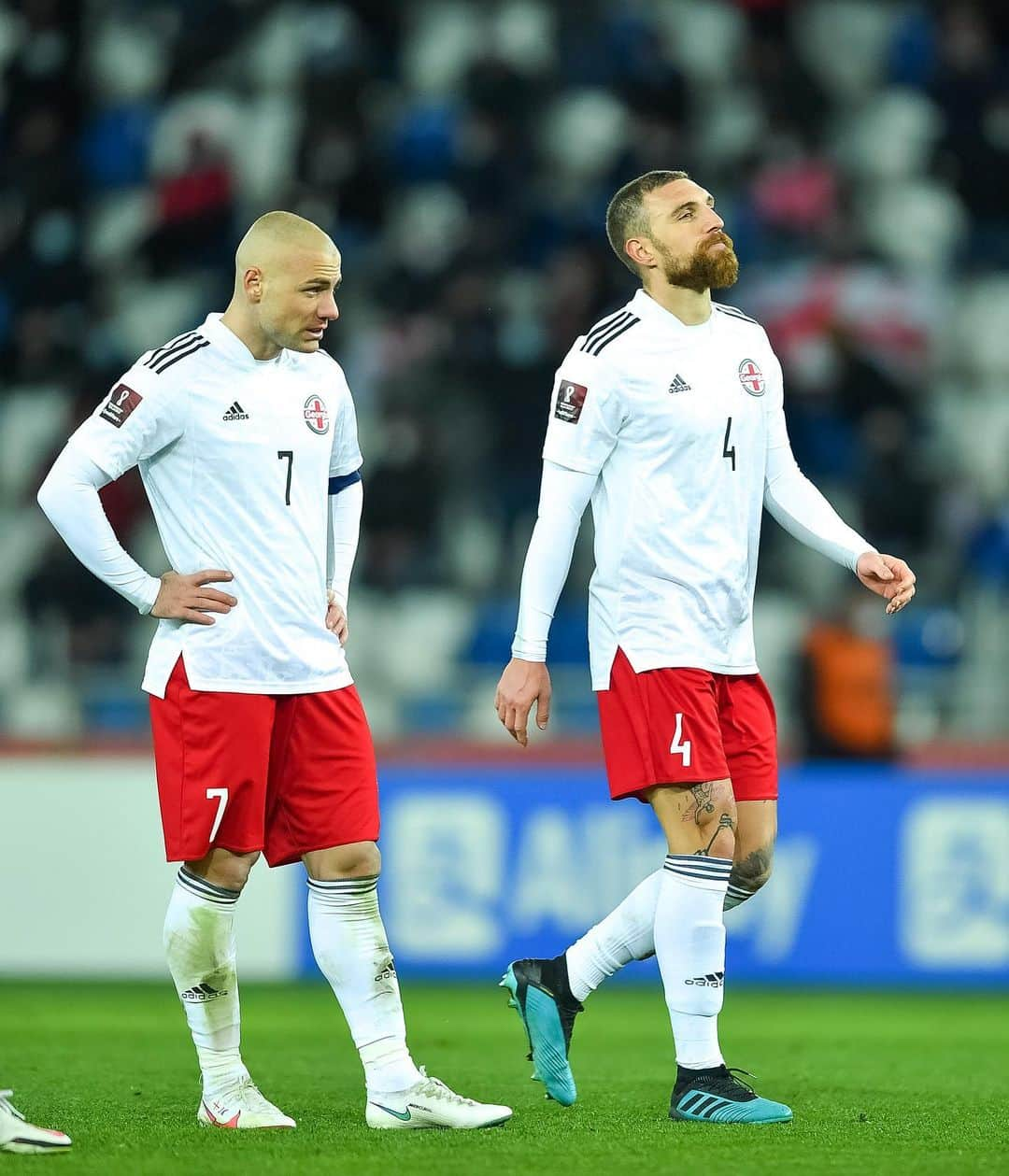 グラム・カシアのインスタグラム：「100 Games 🎖🇬🇪 with the georgian national team. What a milestone and an amazing achievement. Congratulations! You deserved it with your hard work and professionalism! A Legend! / 100 თამაში საქართველოს ეროვნულ ნაკრებში. რამხელა დამსახურება და მიღწევაა. გილოცავ! შენ ეს დაიმსახურე შენი შრომისმოყვარეობითა და პროფესიონალიზმით.」