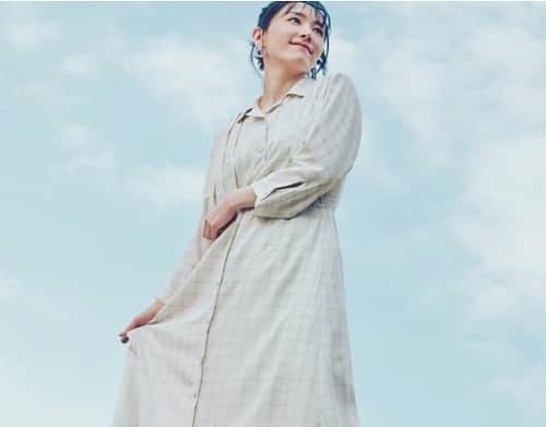 新垣結衣　ファンアカウントのインスタグラム：「Gakki as the ambassador for a new sustainable fashion line for H&M.  #yuiaragaki #hm #gakki #fashion」